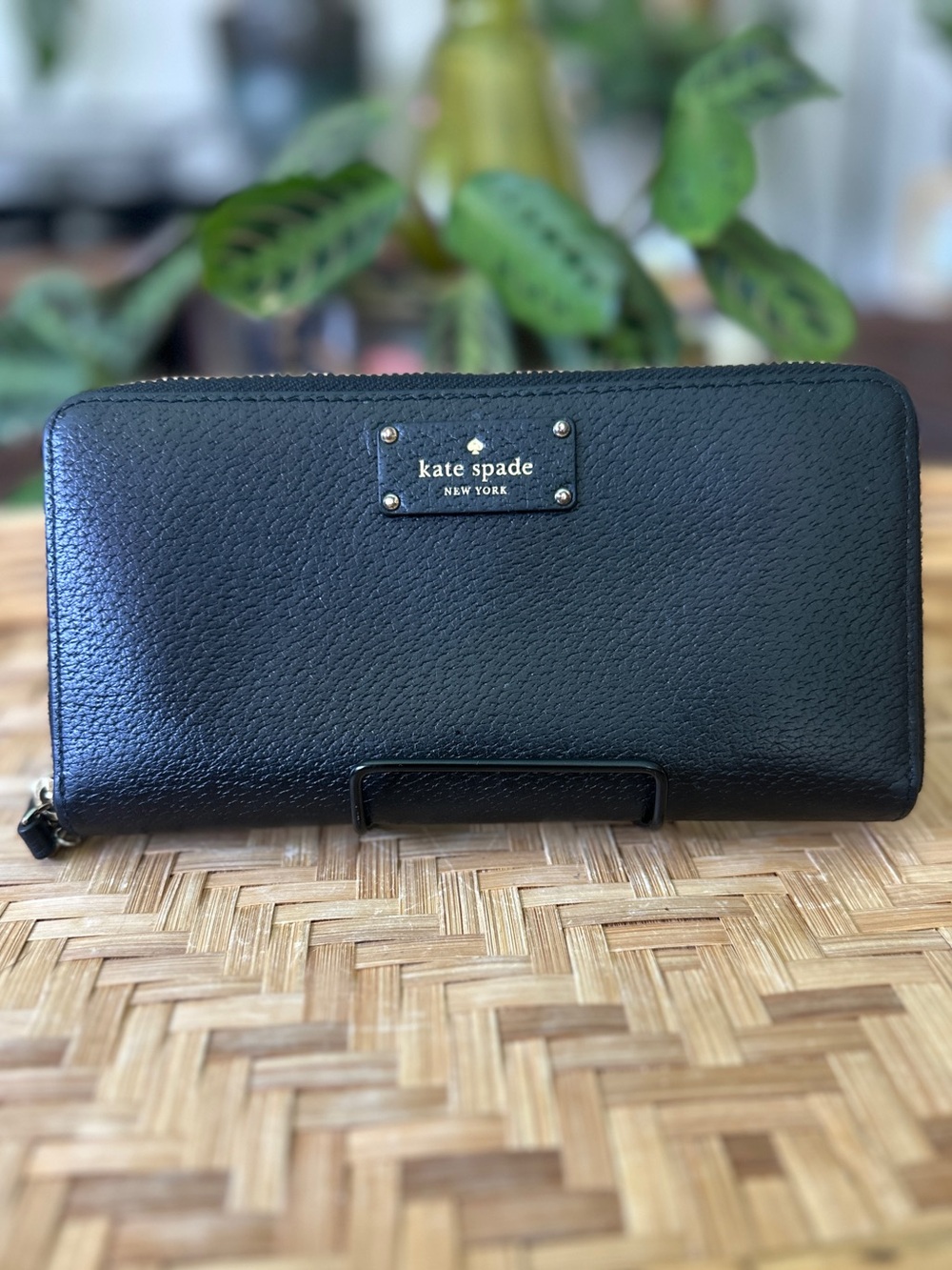 Kate Spade New York Black Pebbled Leather Zip Around Continental Wallet
